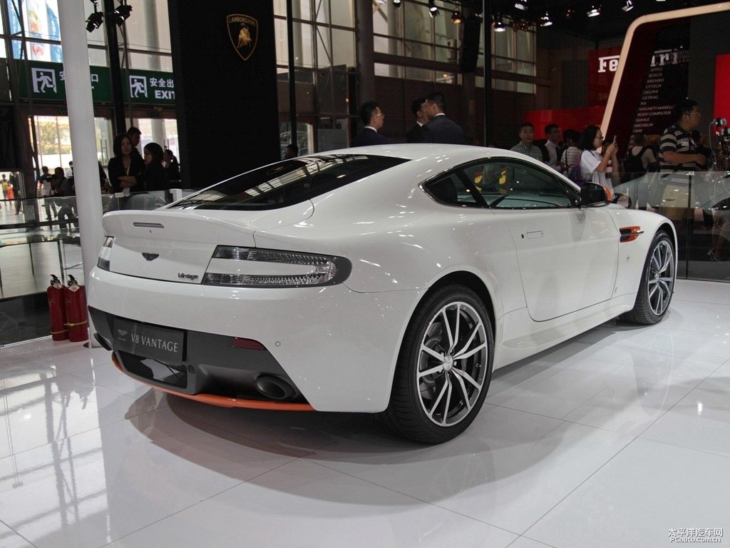 WyV8 Vantage܇^^DƬ