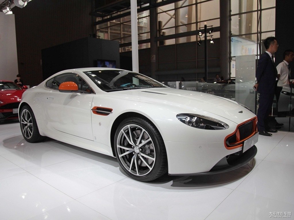 WyV8 Vantage܇^^DƬ