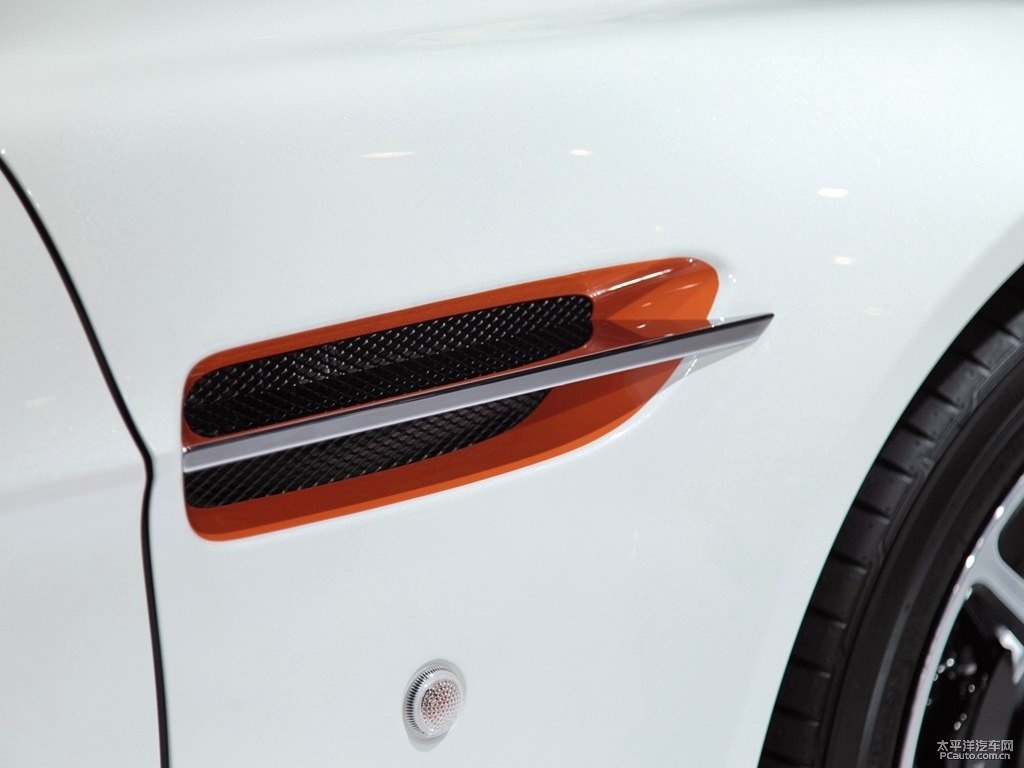 WyV8 Vantage܇^DƬ