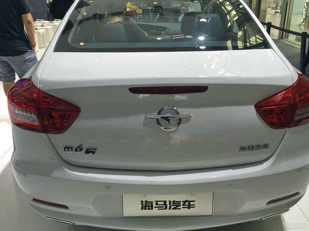海馬M6外觀高清大圖