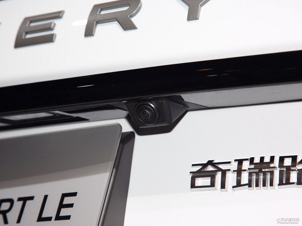 藍色發(fā)現(xiàn)神行車尾外觀圖片