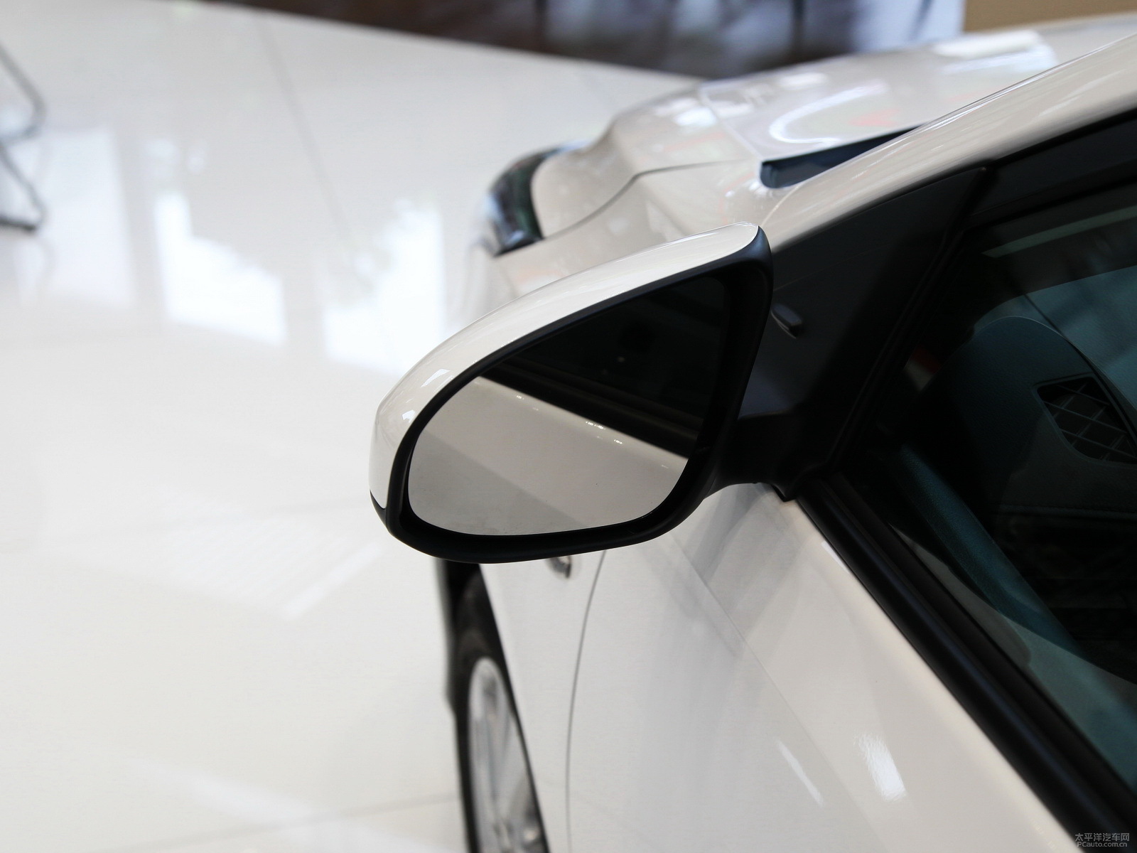 YARiS L 致炫外觀高清大圖