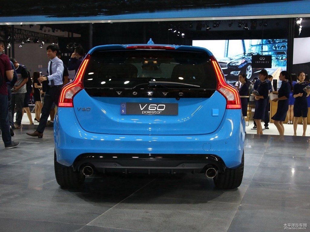 魅惑藍(lán)沃爾沃V60整車外觀外觀圖片