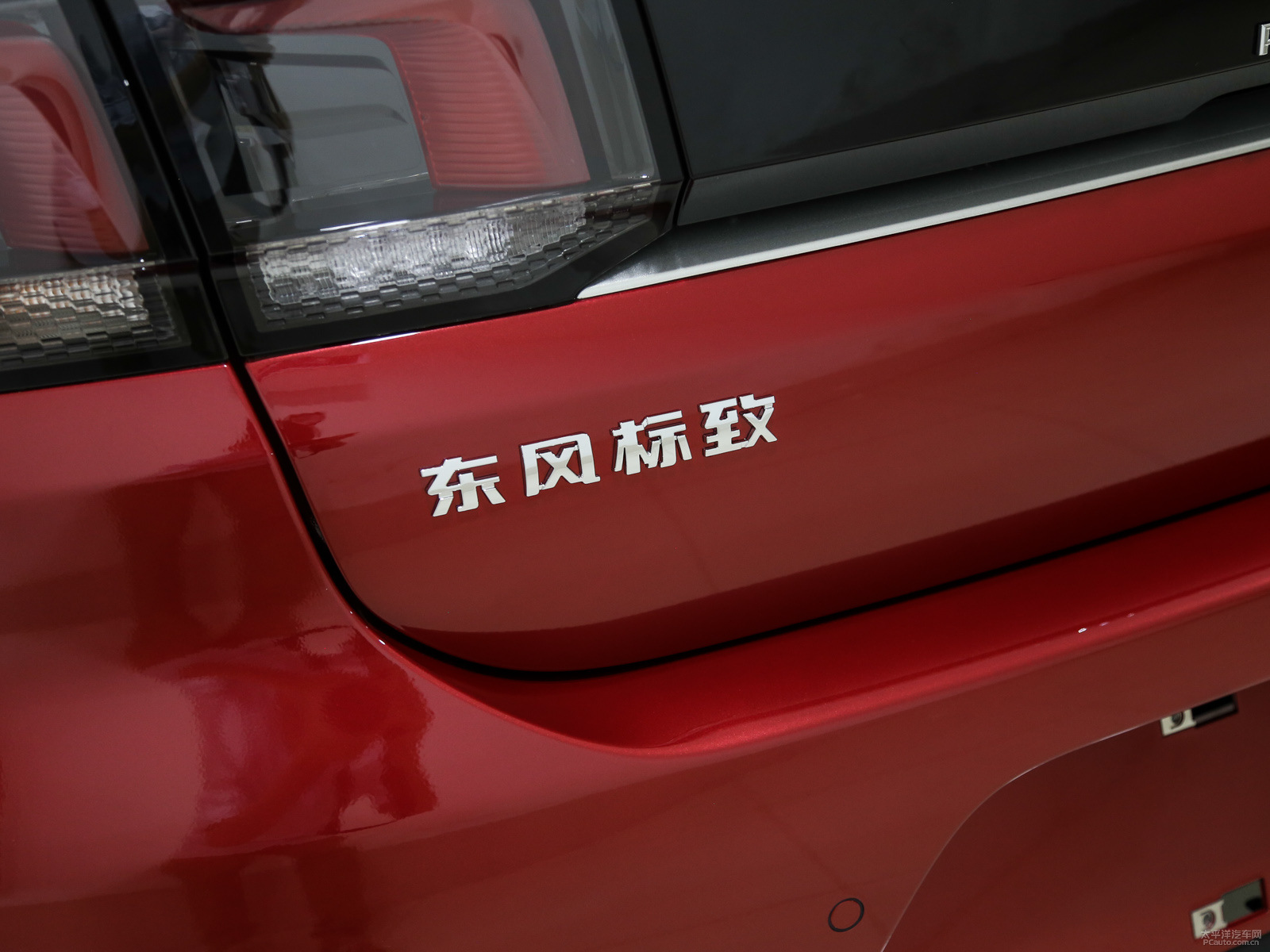 標致308外觀高清大圖