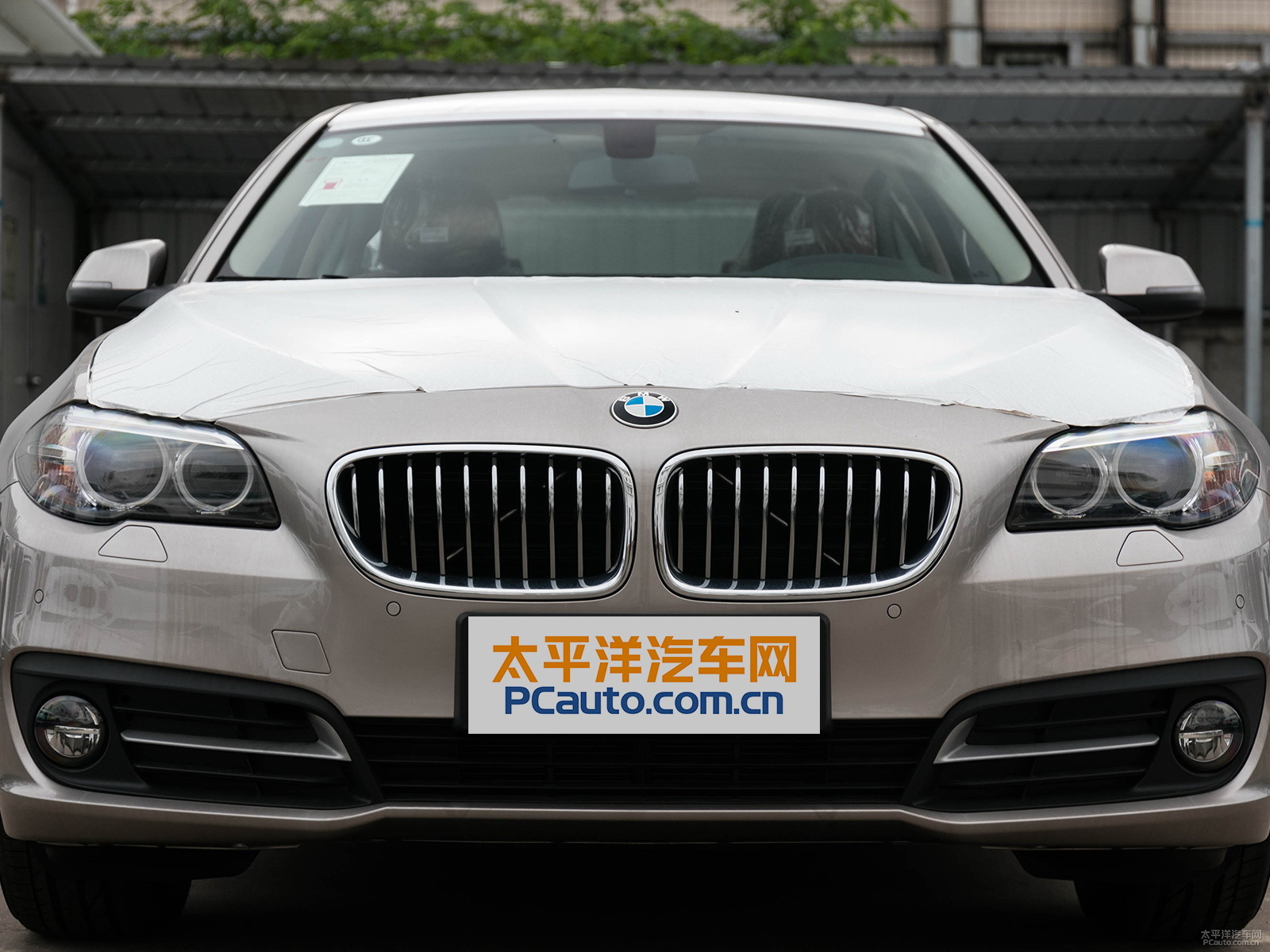 寶馬5系外觀高清大圖