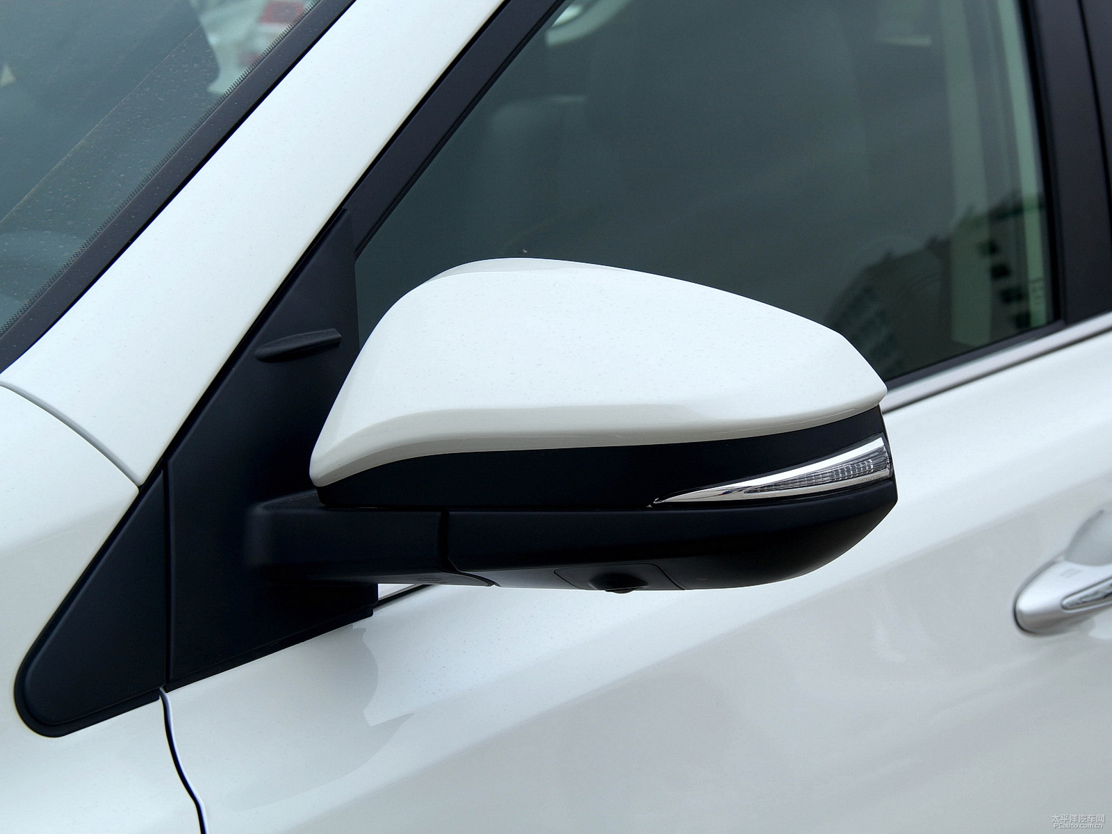 RAV4s܇^DƬ