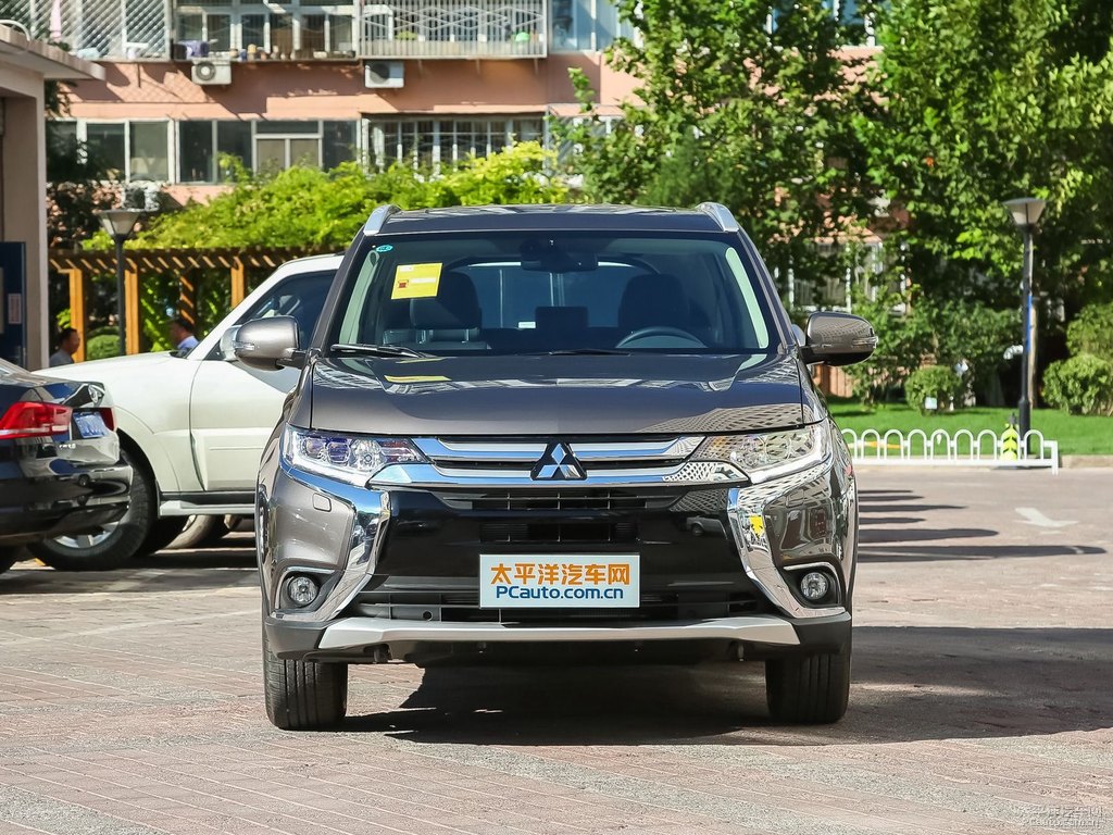 棕褐歐藍(lán)德整車外觀外觀圖片