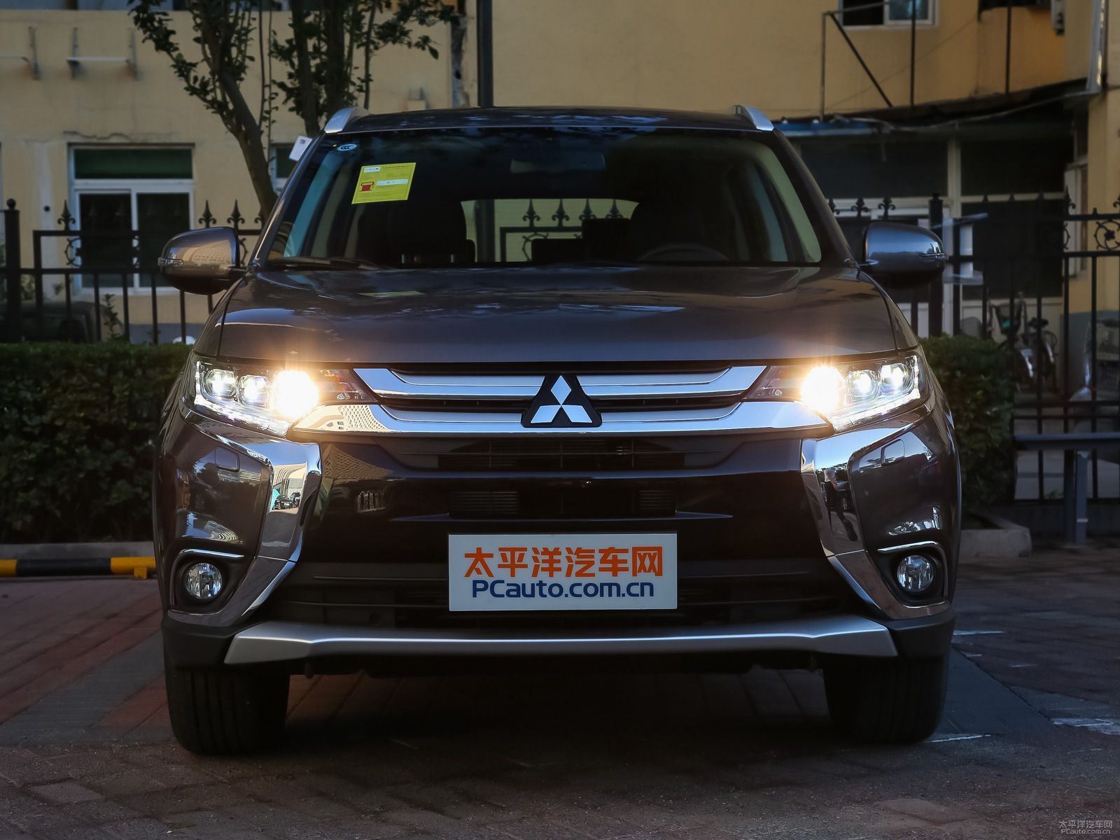 歐藍(lán)德外觀高清大圖