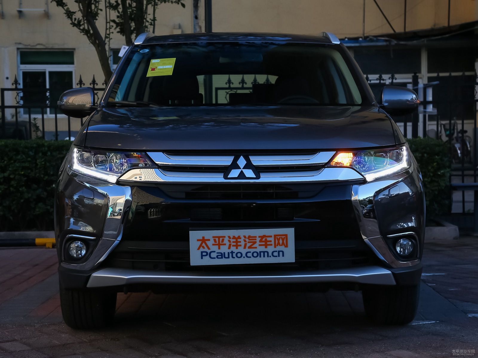 歐藍(lán)德外觀高清大圖