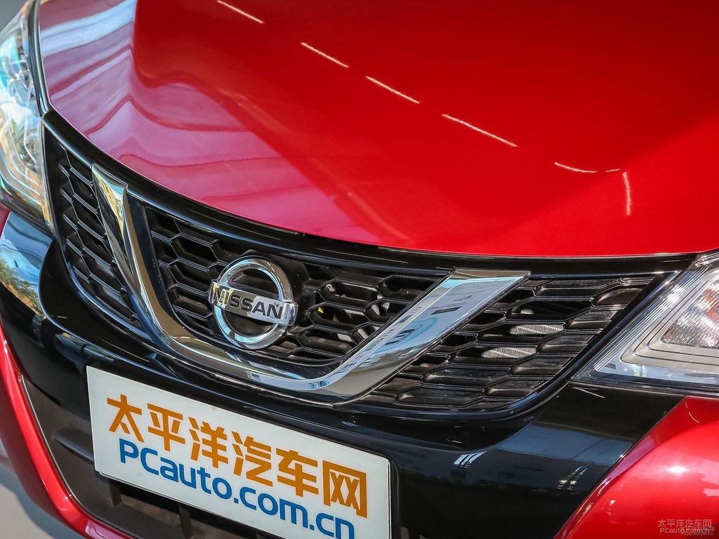 炫雅紅騏達(dá)車頭外觀圖片