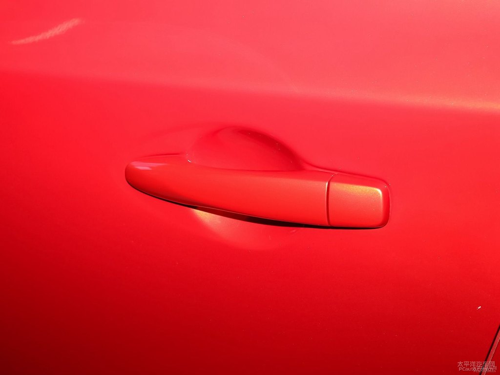 炫雅紅騏達車身外觀圖片