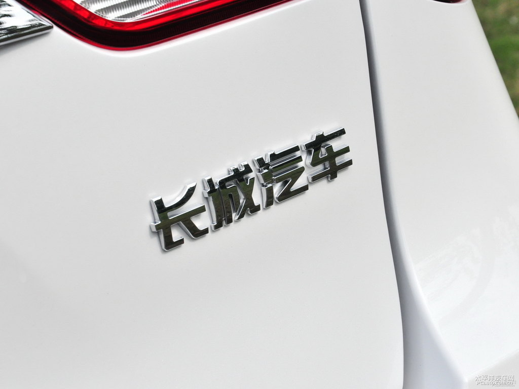 漢密爾頓白哈弗H2車尾外觀圖片