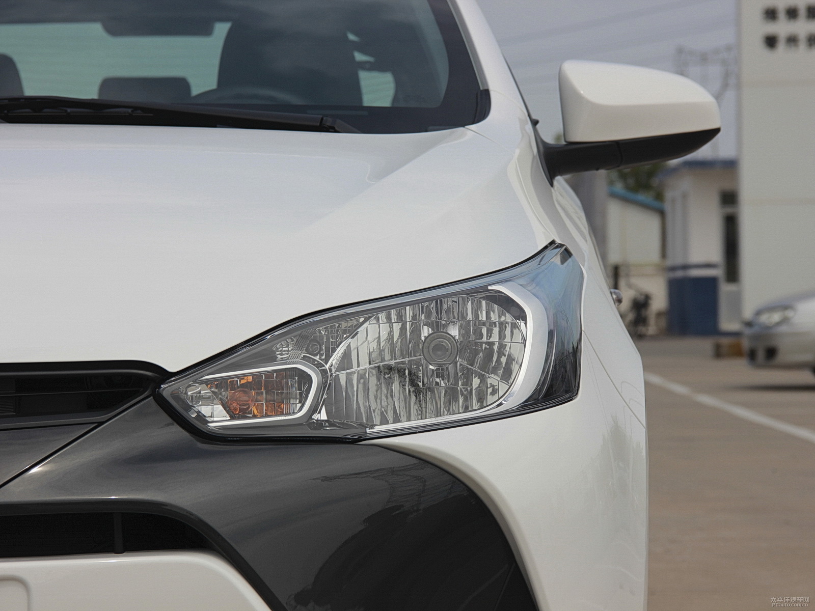 YARiS L 致炫外觀高清大圖