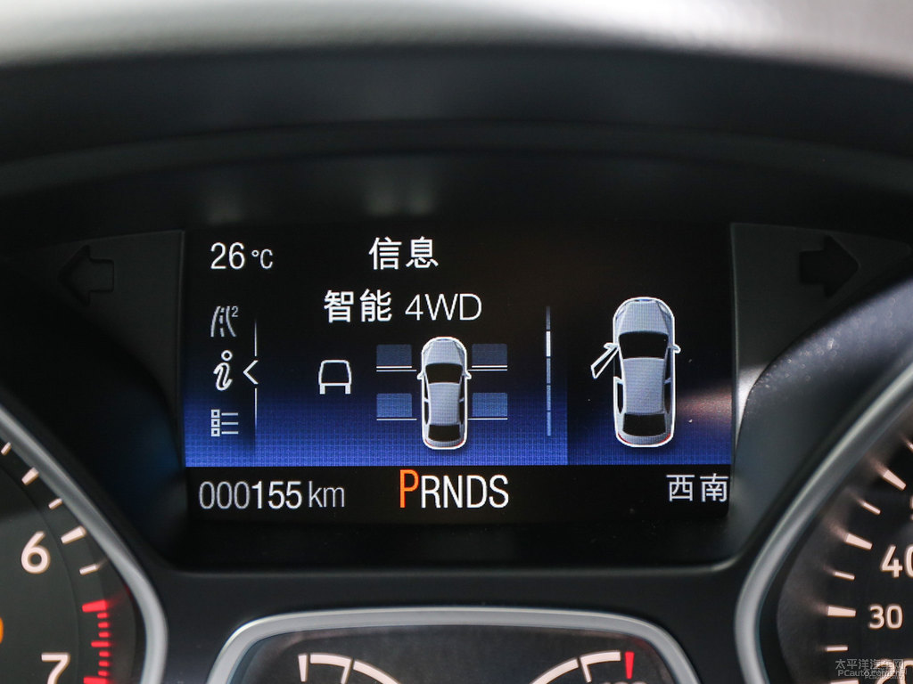 極地銀翼虎中控內(nèi)飾圖片