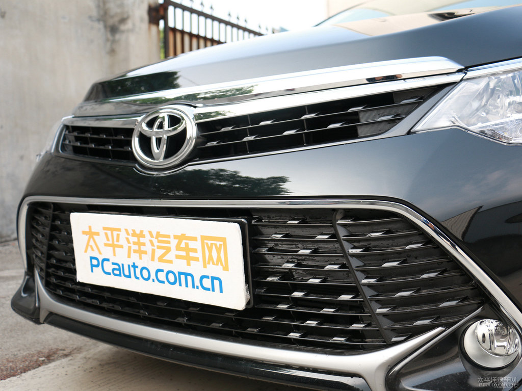 墨晶黑凱美瑞車頭外觀圖片