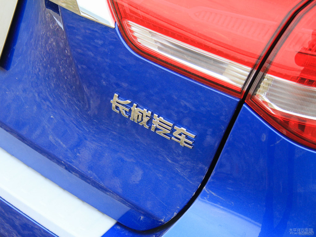 圣地亞哥藍(lán)哈弗H2車尾外觀圖片
