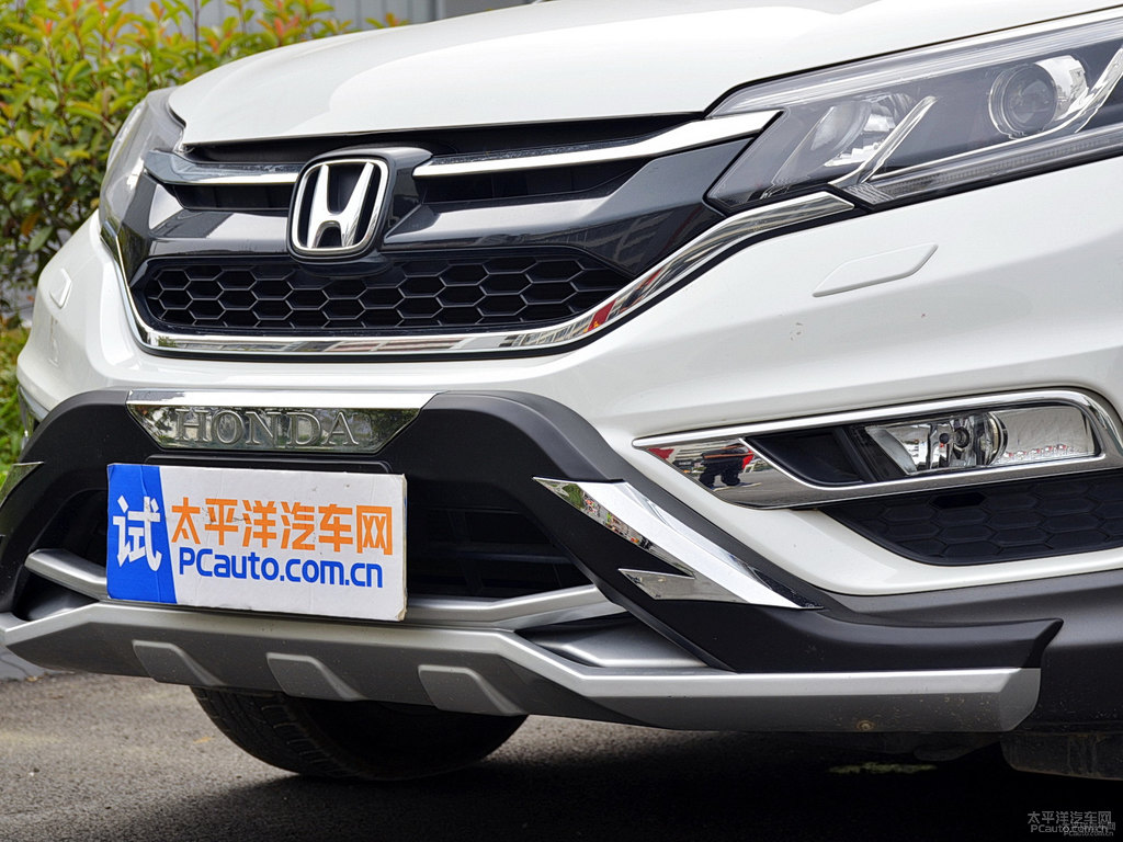 珍珠白本田CR-V車頭外觀圖片