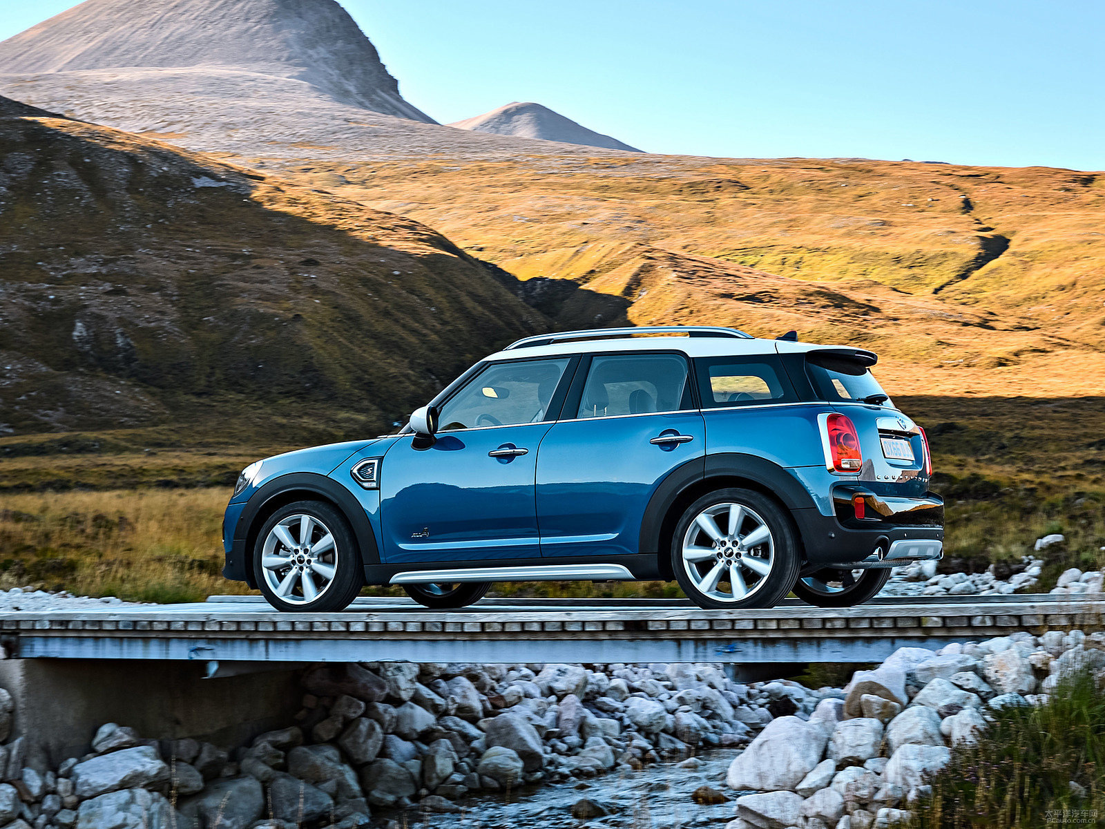 MINI COUNTRYMAN外觀高清大圖