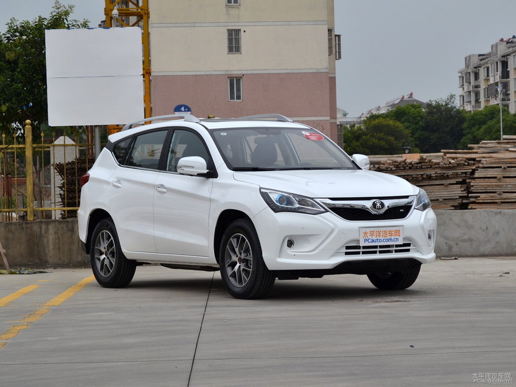 至酷黑白(雙色)宋整車外觀外觀圖片