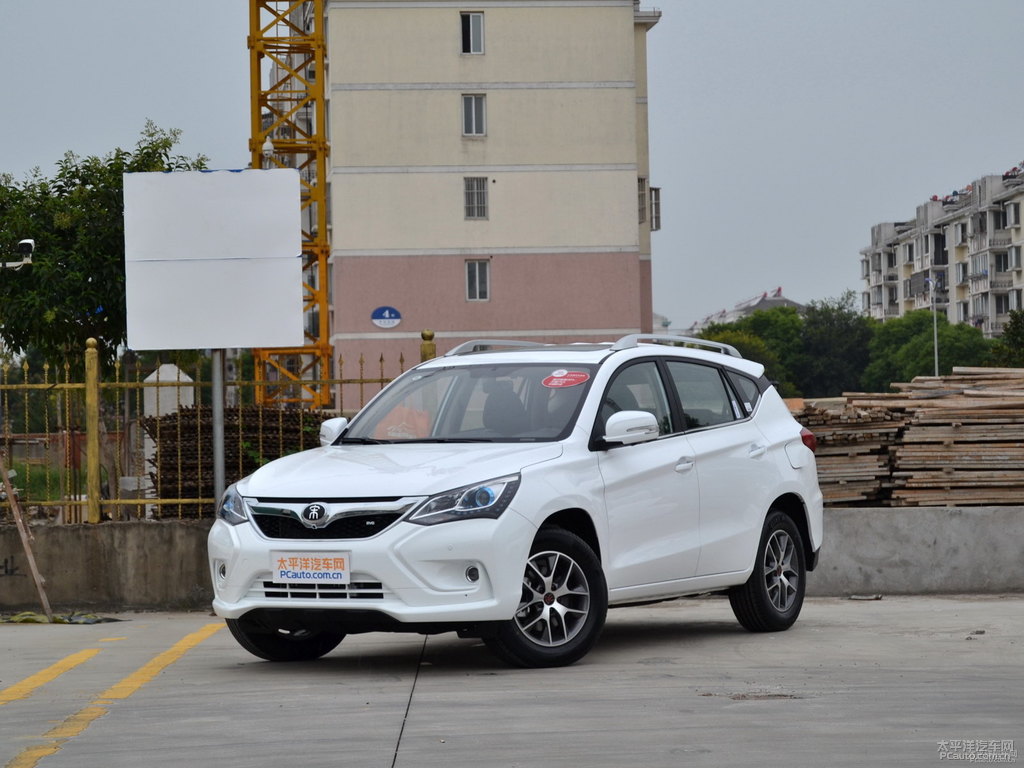 至酷黑白(雙色)宋整車外觀外觀圖片