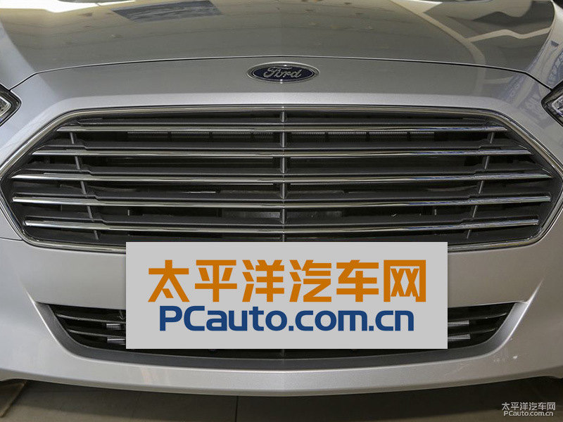 閃耀銀福睿斯車頭外觀圖片