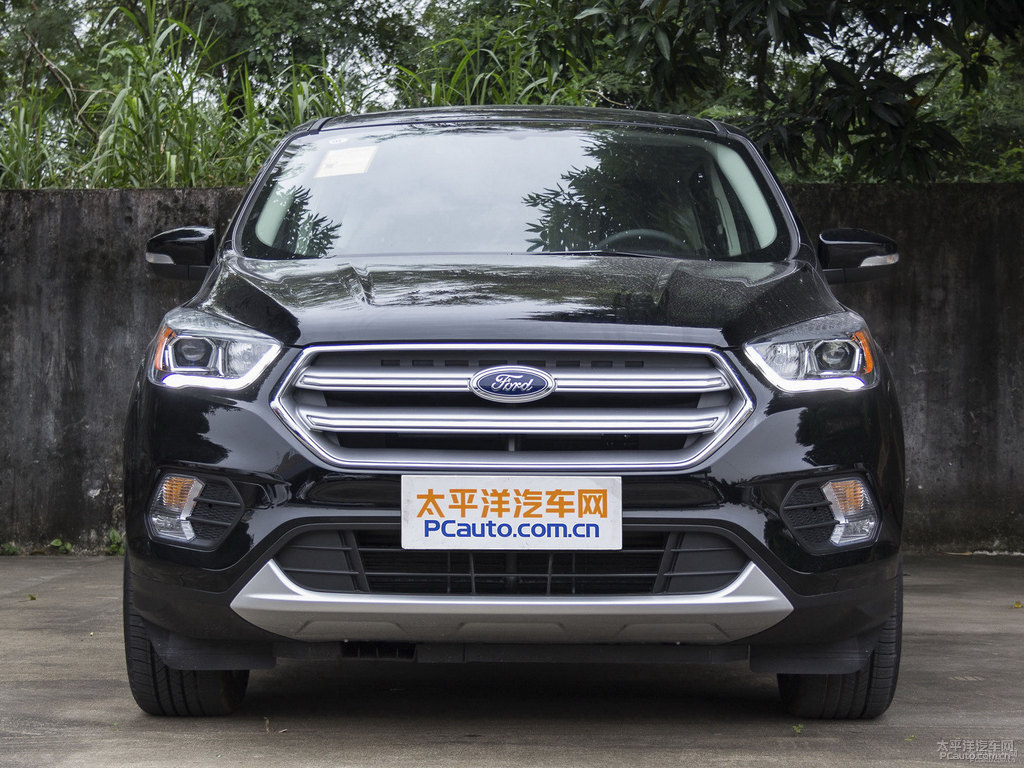 熔巖黑翼虎車頭外觀圖片