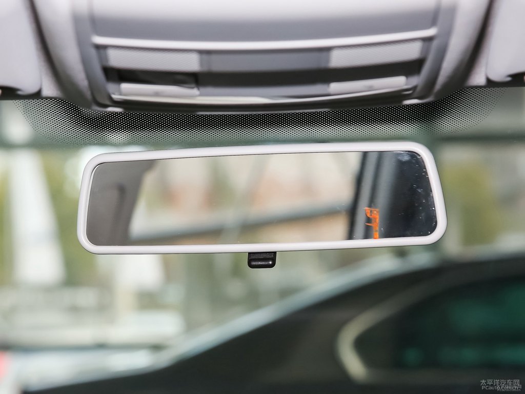 極光白途觀車廂內(nèi)飾圖片