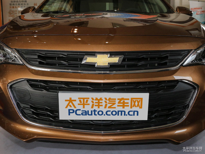 琥珀棕科沃茲車頭外觀圖片
