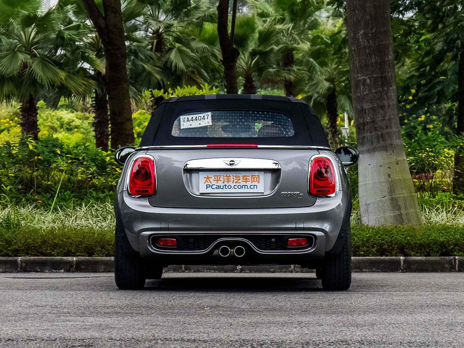 MINI CABRIO外觀高清大圖