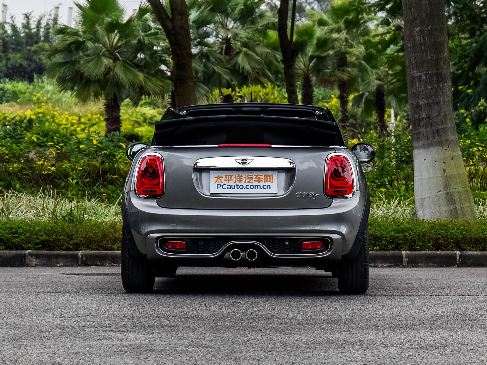MINI CABRIO外觀高清大圖