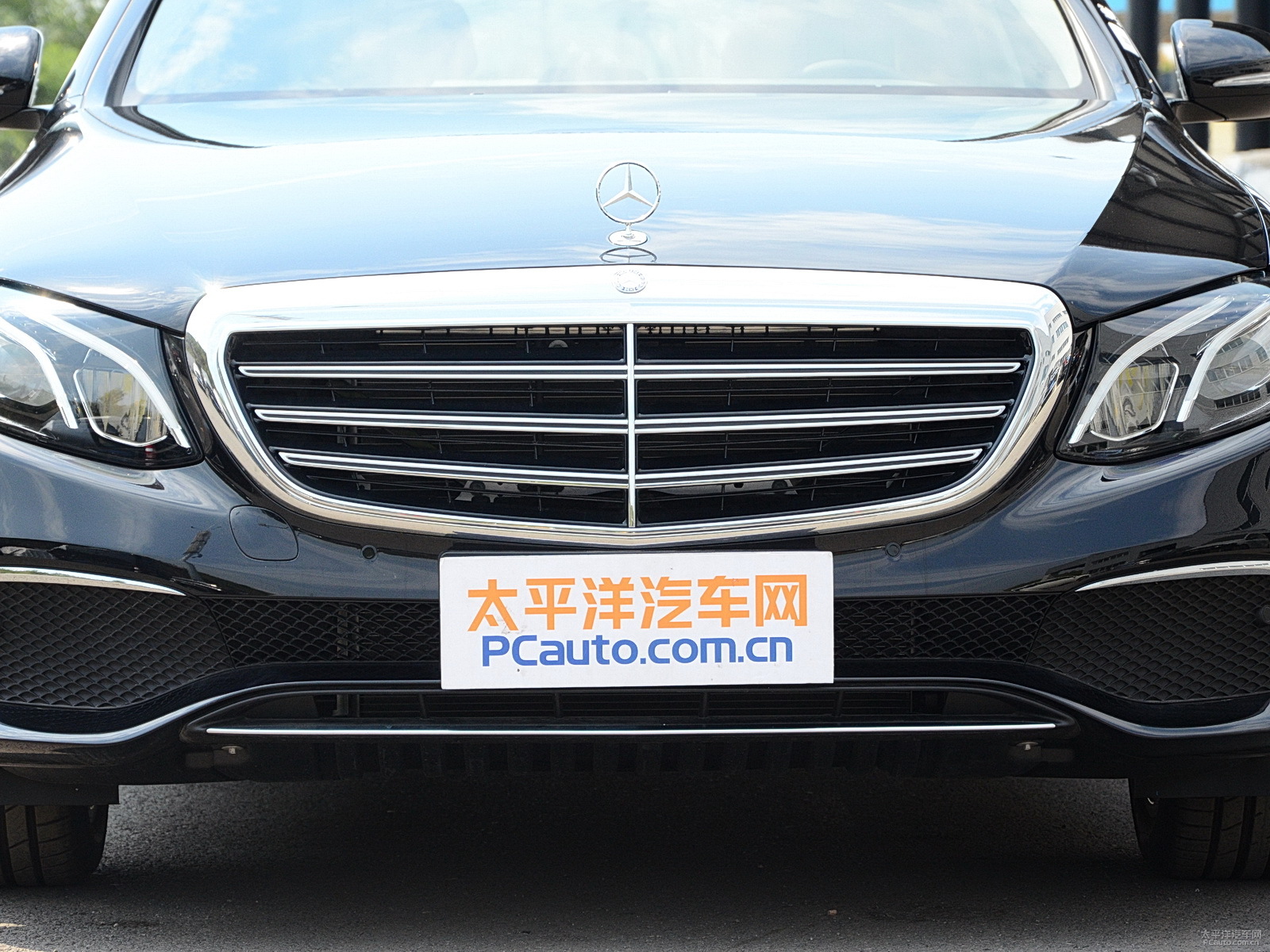 奔馳E級外觀高清大圖