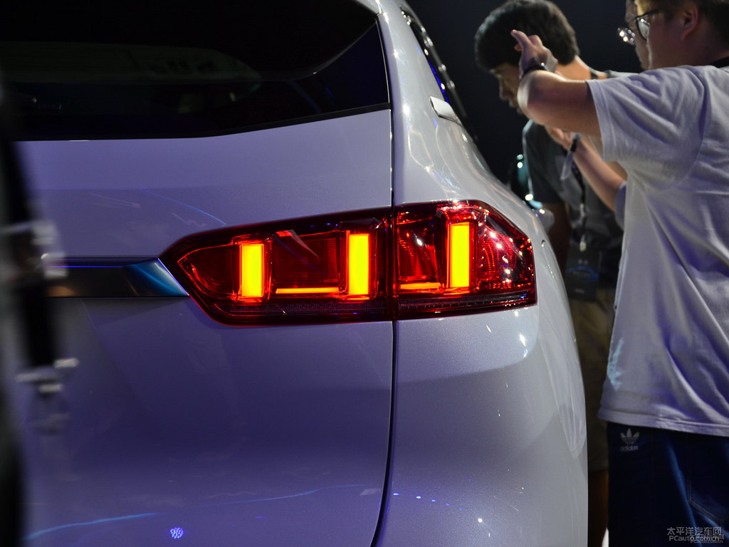 魏牌 VV7車尾外觀圖片