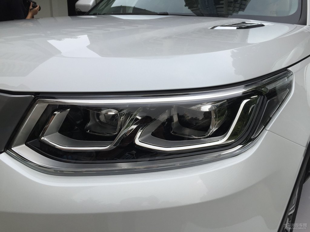 長(zhǎng)安CS95圖片