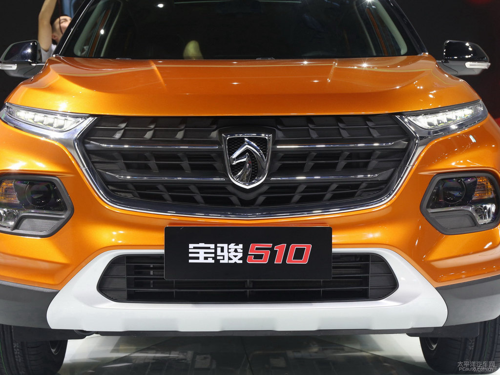 閃晶橙寶駿510車頭外觀圖片