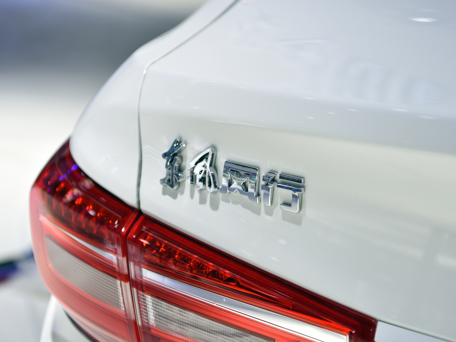 S50DƬ