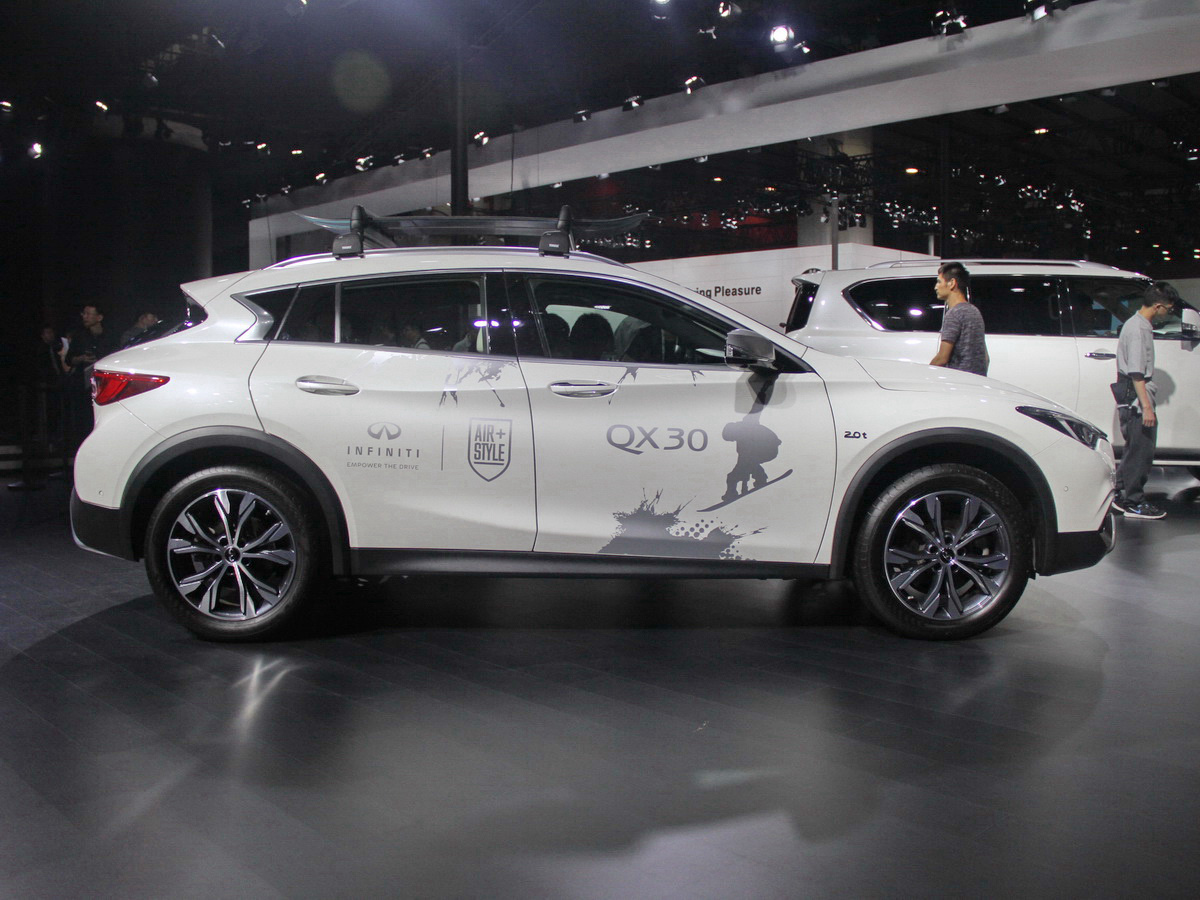英菲尼迪QX30車展高清大圖