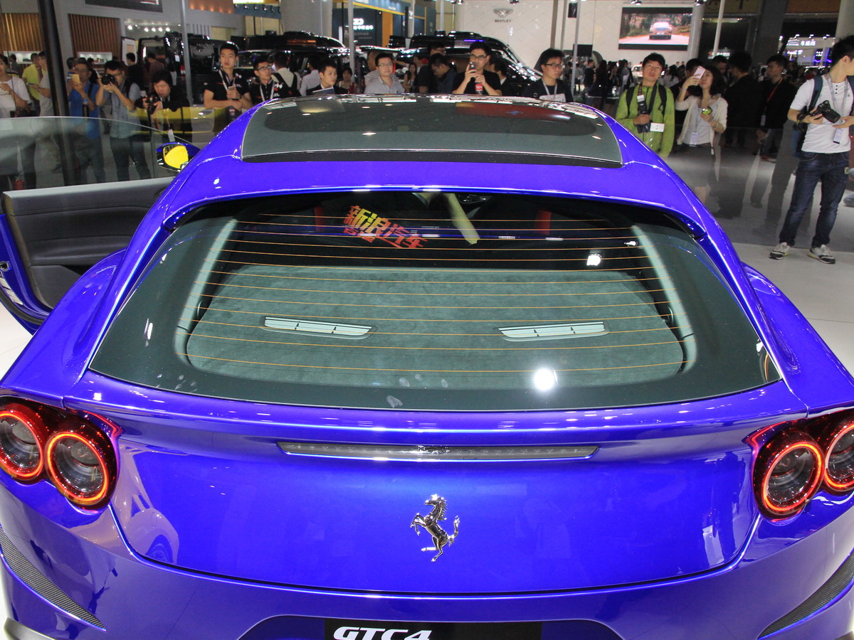 GTC4LussoDƬ