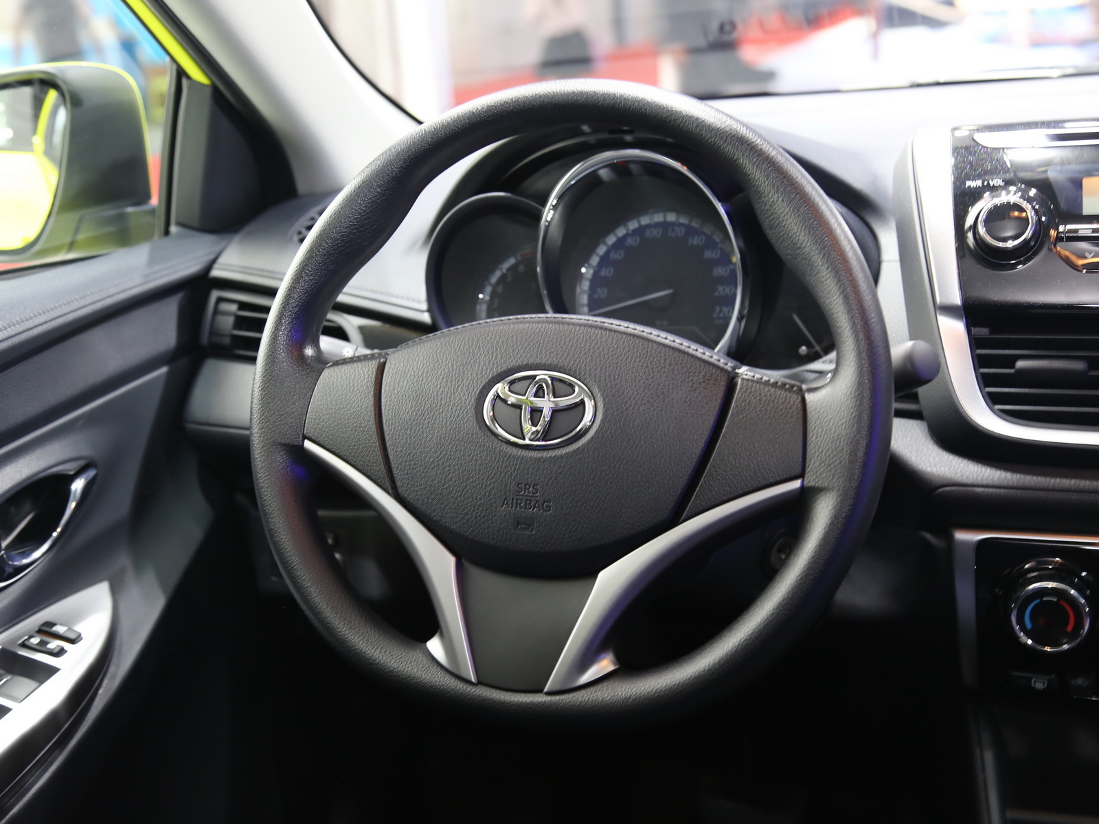 YARiS L ňDƬ
