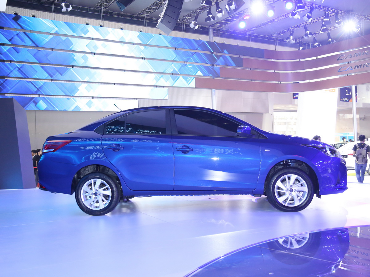 YARiS L DƬ