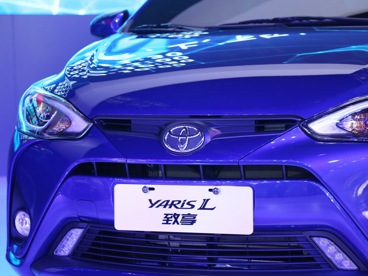 YARiS L DƬ