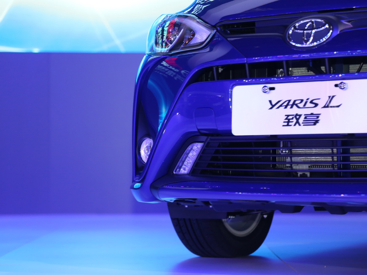 YARiS L DƬ