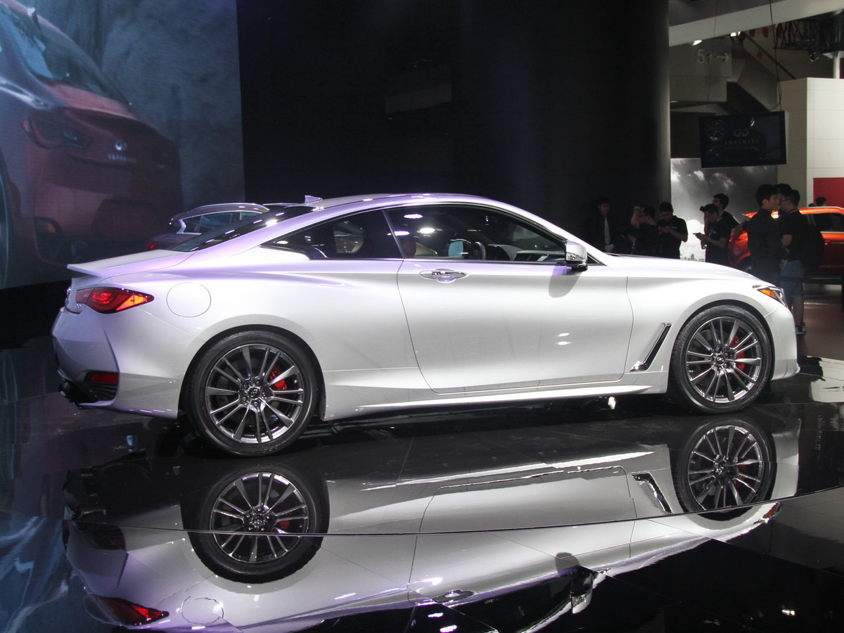 英菲尼迪Q60車展高清大圖