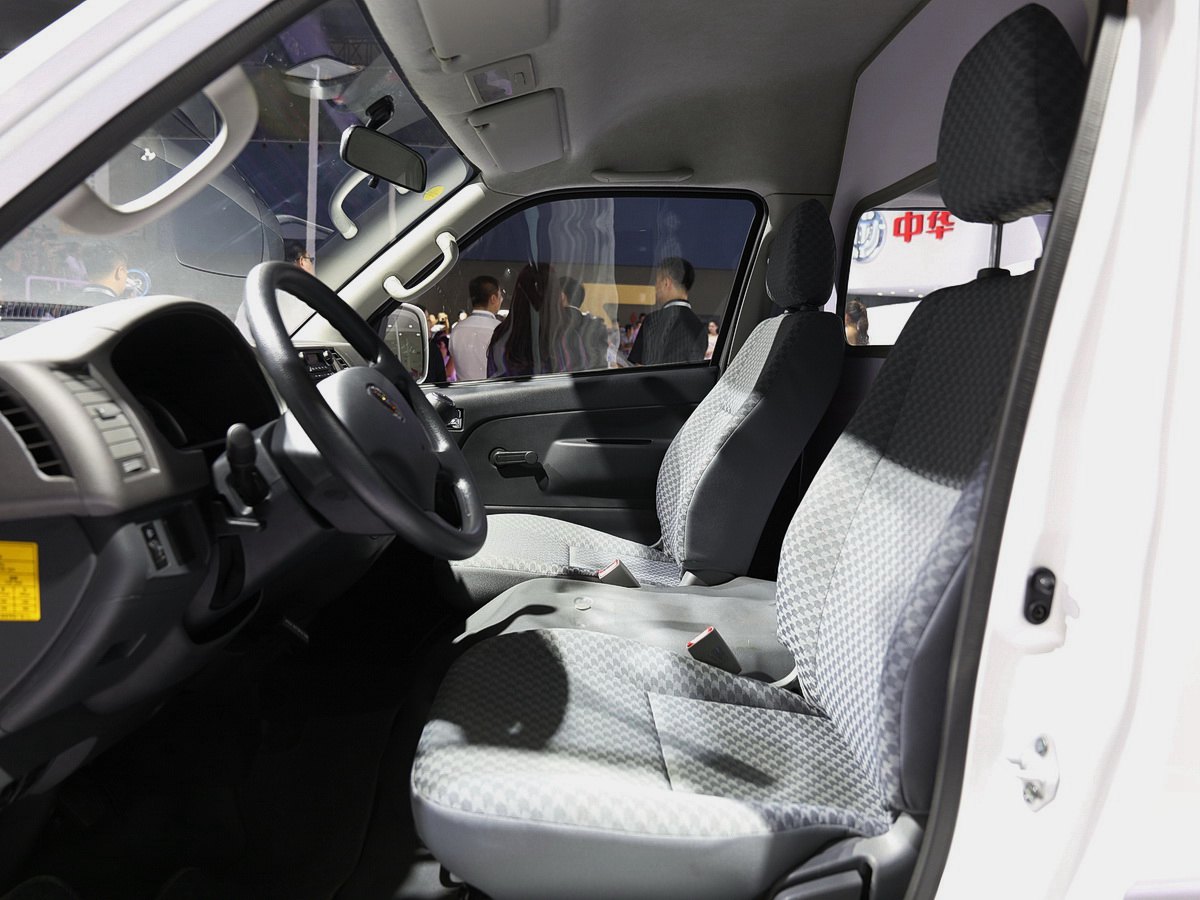 新海獅車展高清大圖