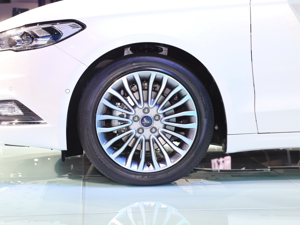 蒙迪歐車展高清大圖