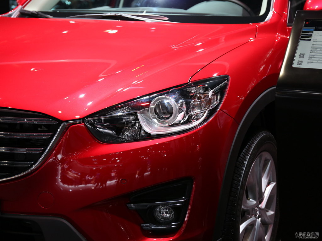 激情紅馬自達(dá)CX-5車頭外觀圖片