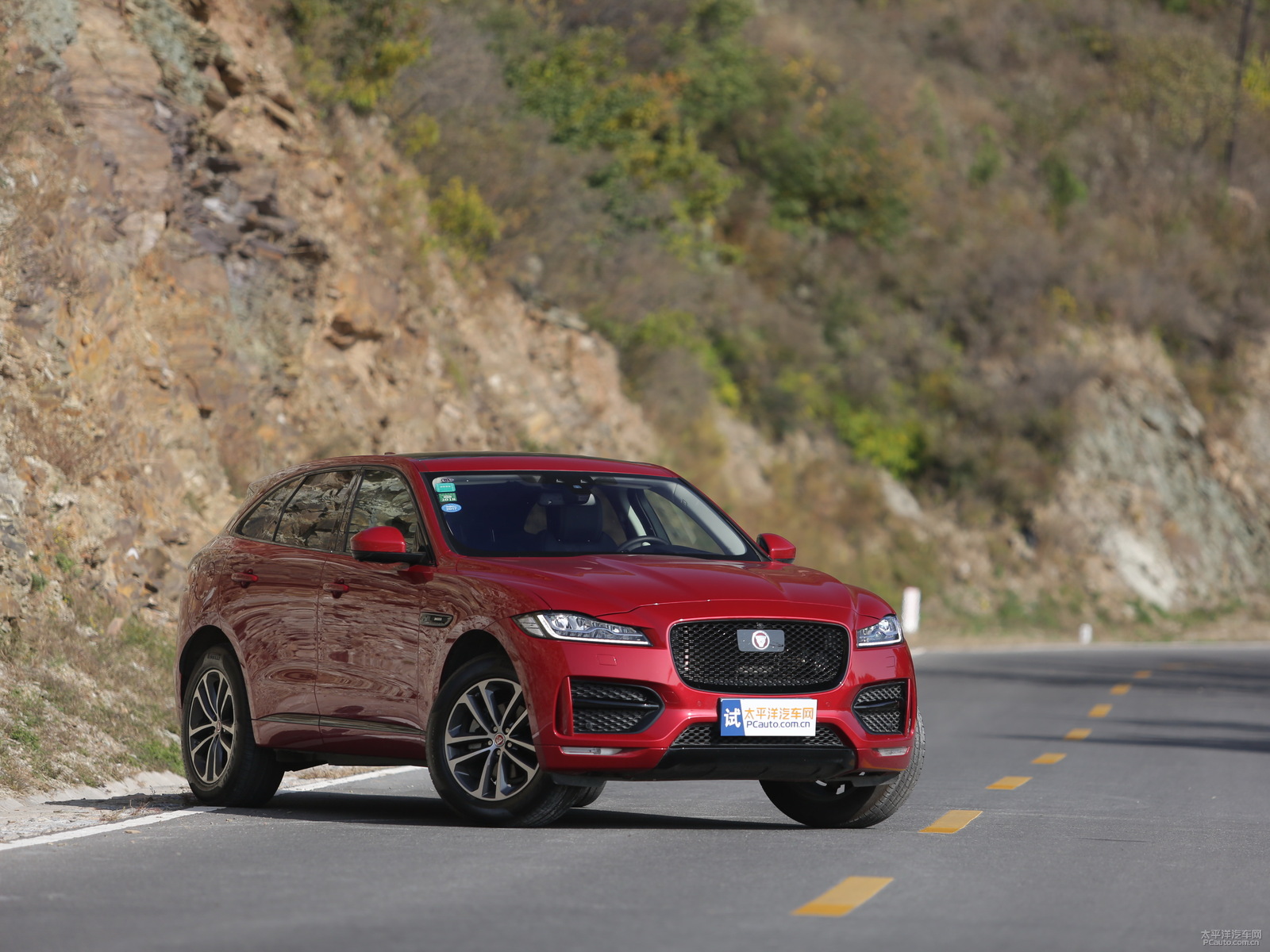 tݱF-PACE܇^^DƬ