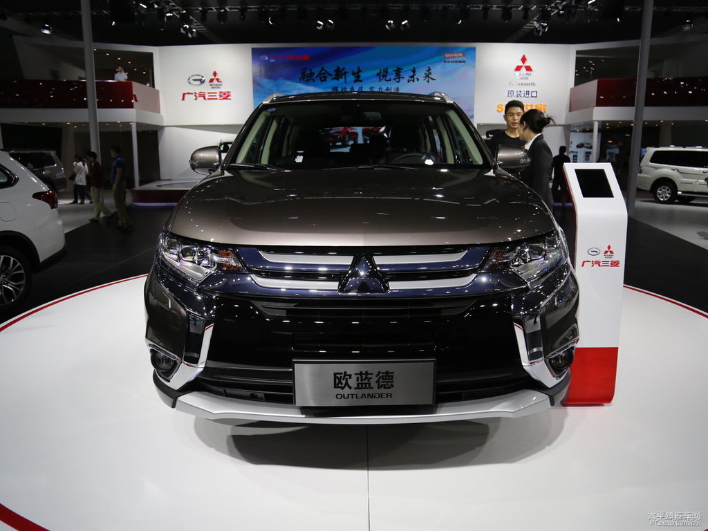 珍珠黑歐藍(lán)德整車外觀外觀圖片