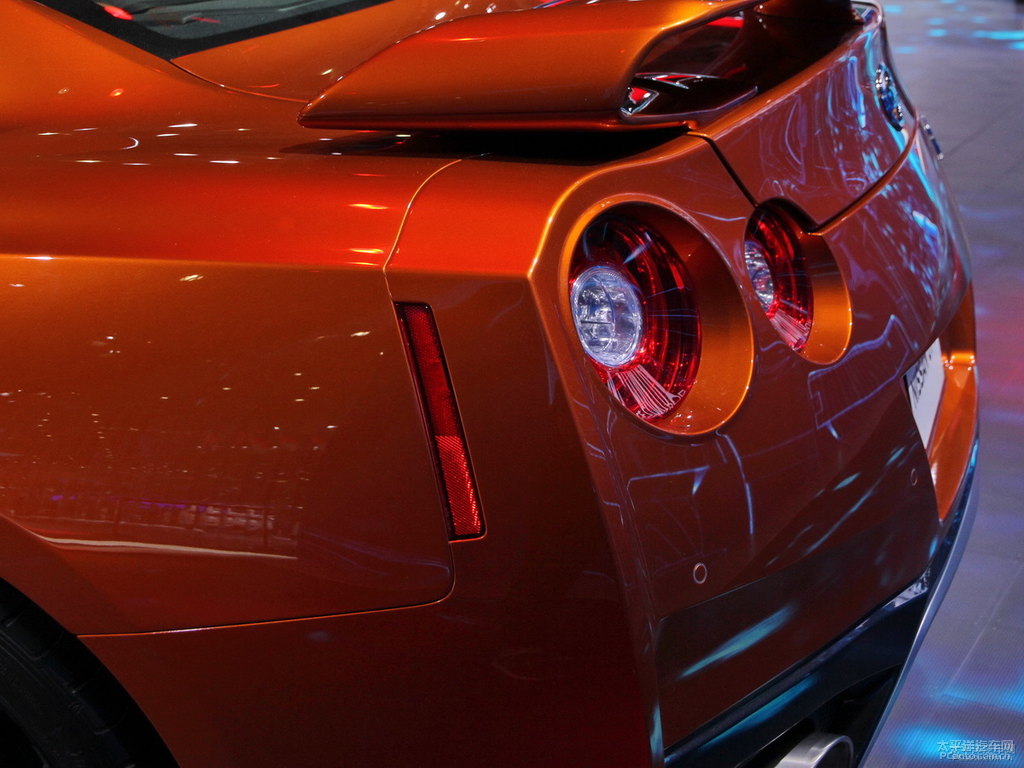 Ӱծa(chn)GT-R܇β^DƬ