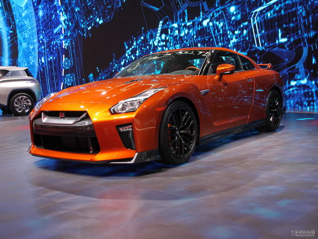 Ӱծa(chn)GT-R܇^^DƬ