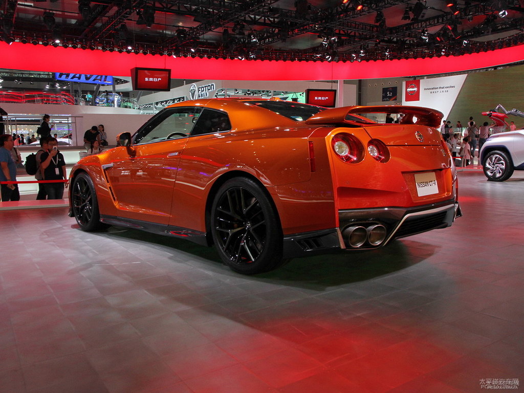 Ӱծa(chn)GT-R܇^^DƬ